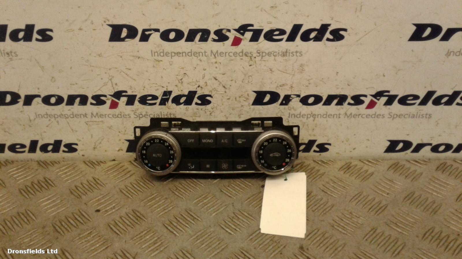 View Auto part Heater/AC Controller Mercedes C Class 2010