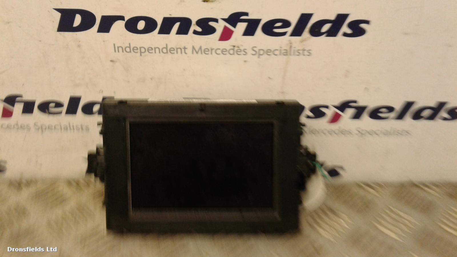 View Auto part Radio Display Mercedes C Class 2012