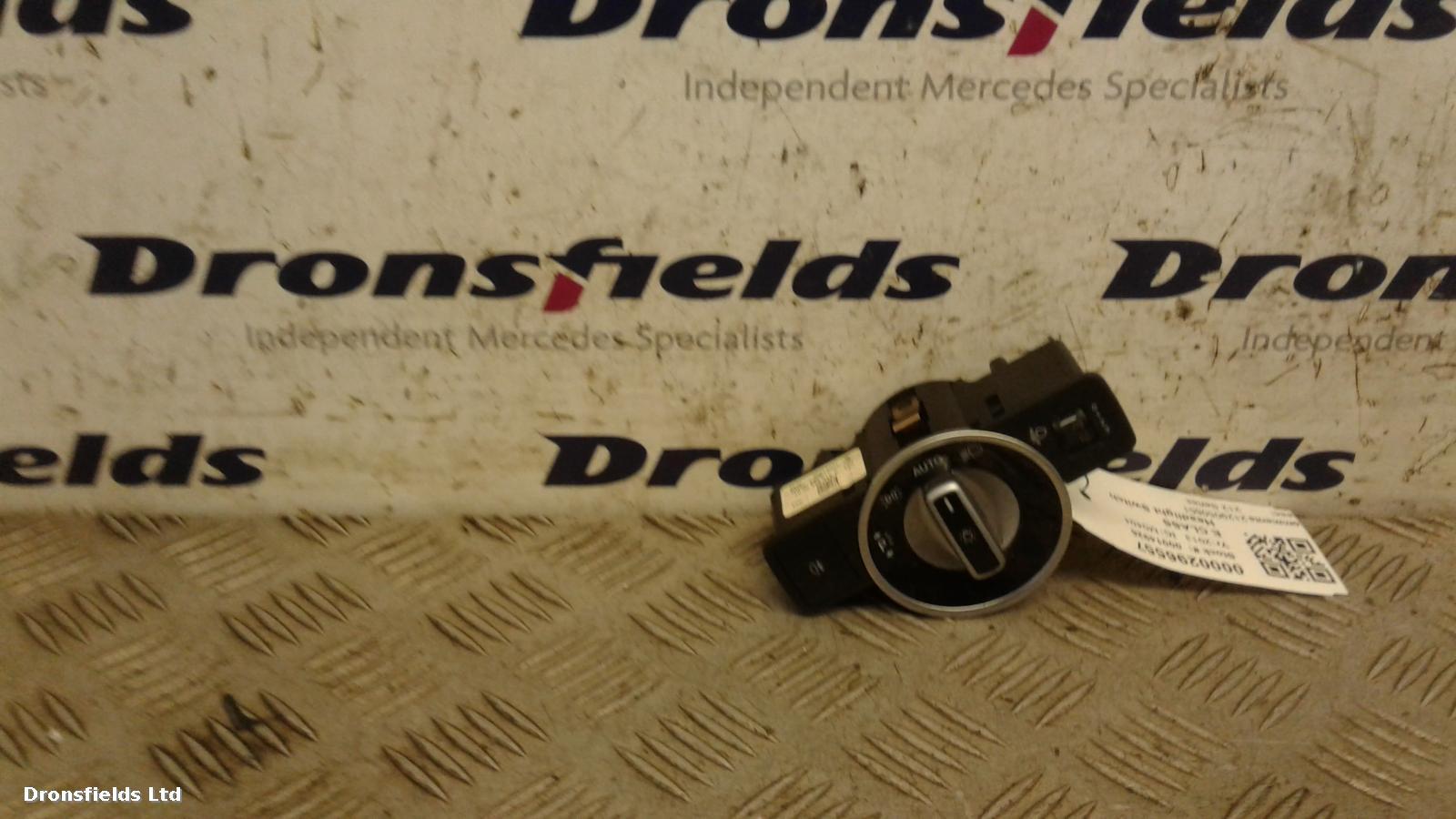 View Auto part Headlight Switch Mercedes E Class 2013