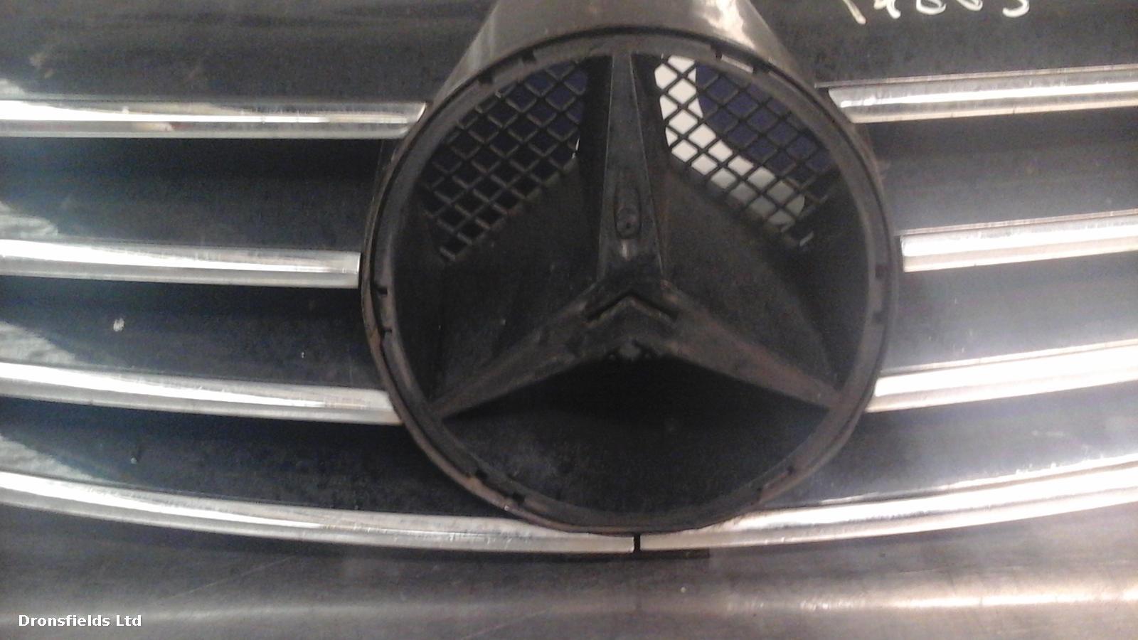 View Auto part Grille Mercedes Clk 2005