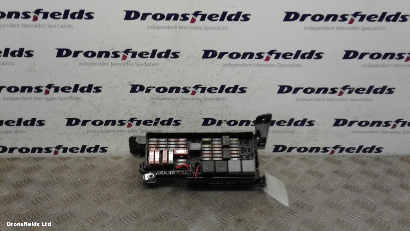 View Auto part Fuse Box Mercedes M Class 2007