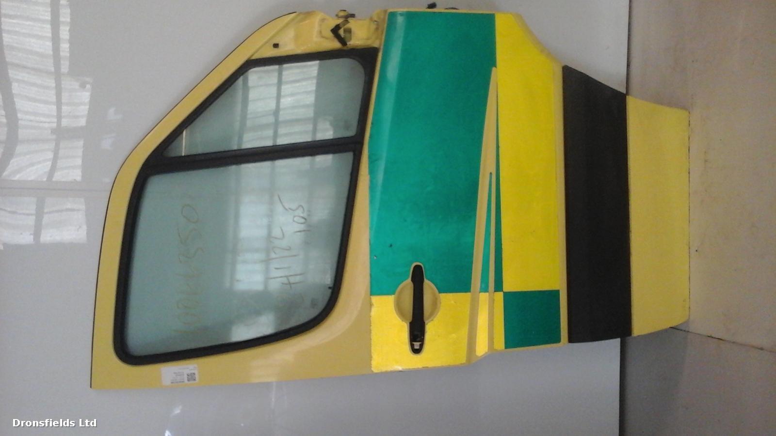 View Auto part R Front Door Mercedes Sprinter 2011