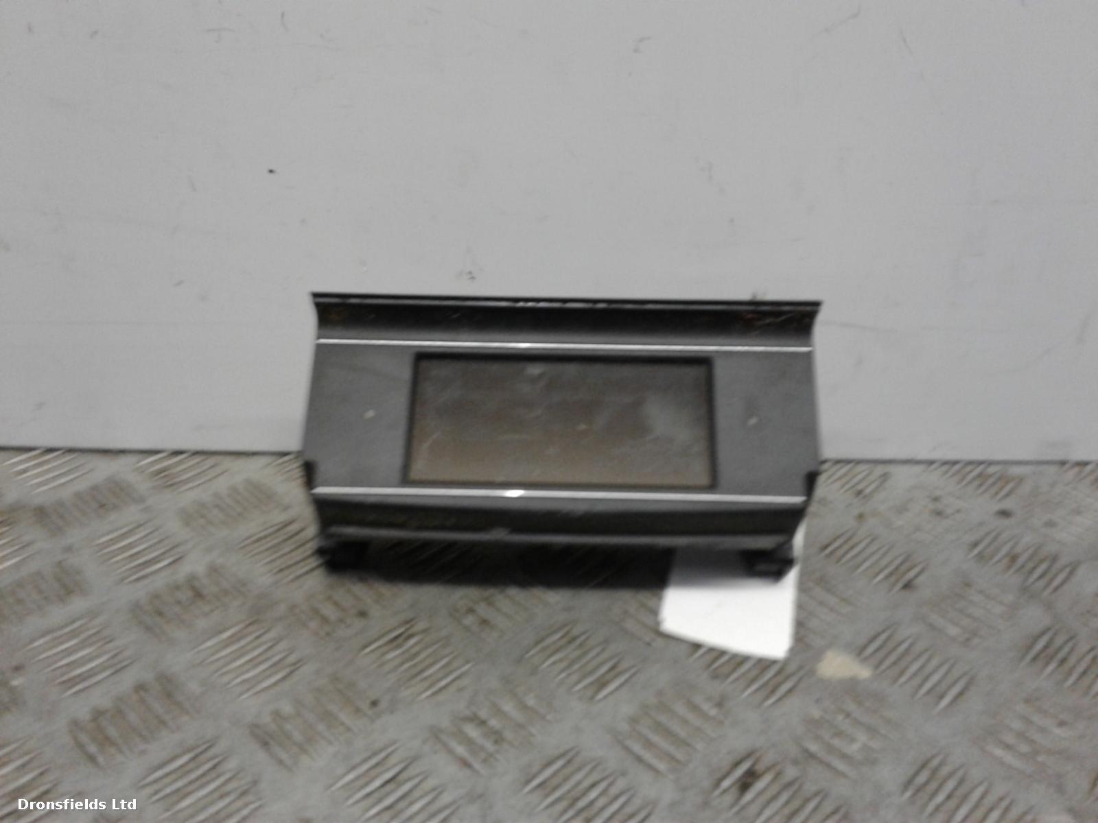 View Auto part Radio Display Mercedes C Class 2010