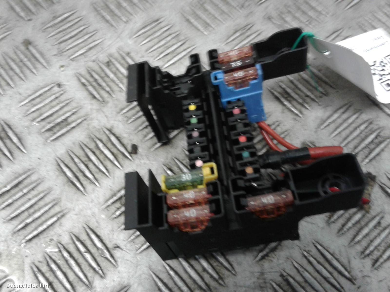 View Auto part Fuse Box Mercedes S Class 2011