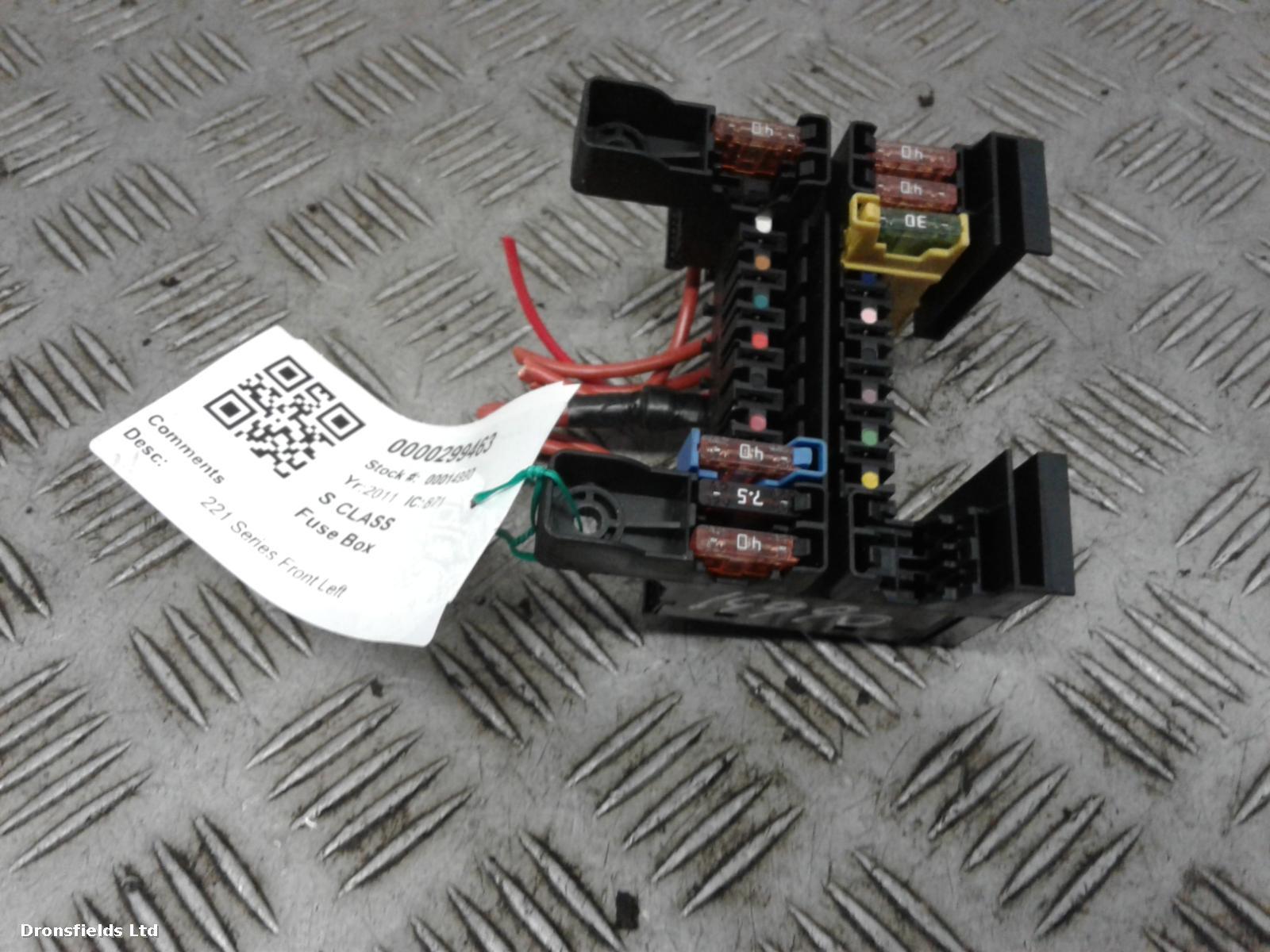 View Auto part Fuse Box Mercedes S Class 2011