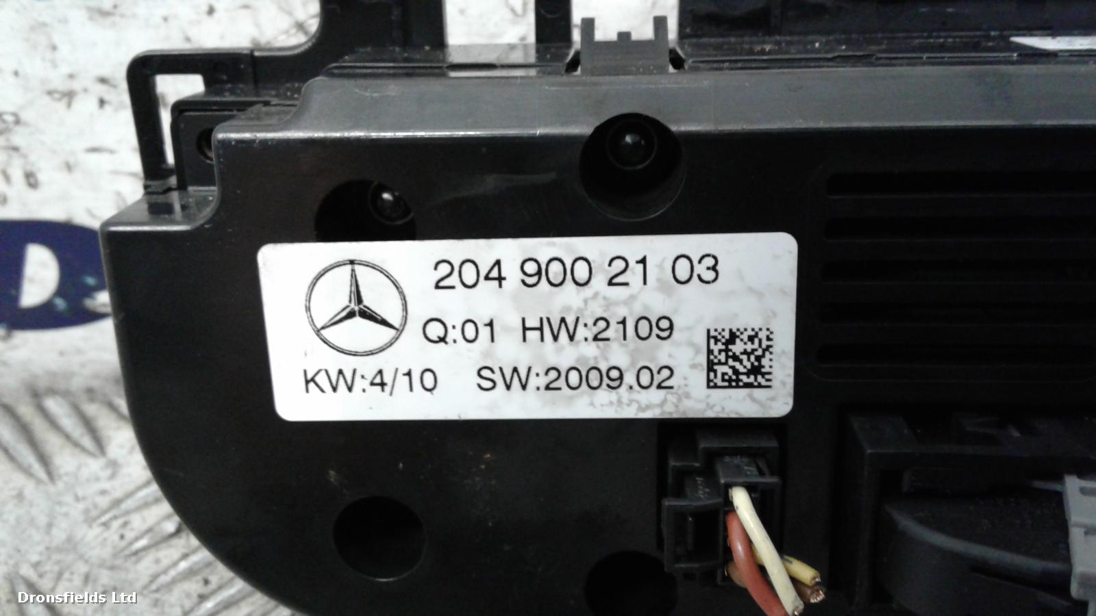 View Auto part Heater/AC Controller Mercedes C Class 2010