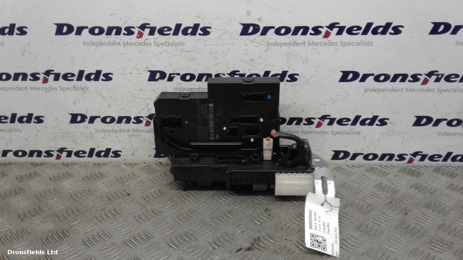 View Auto part Fuse Box Mercedes C Class 2010