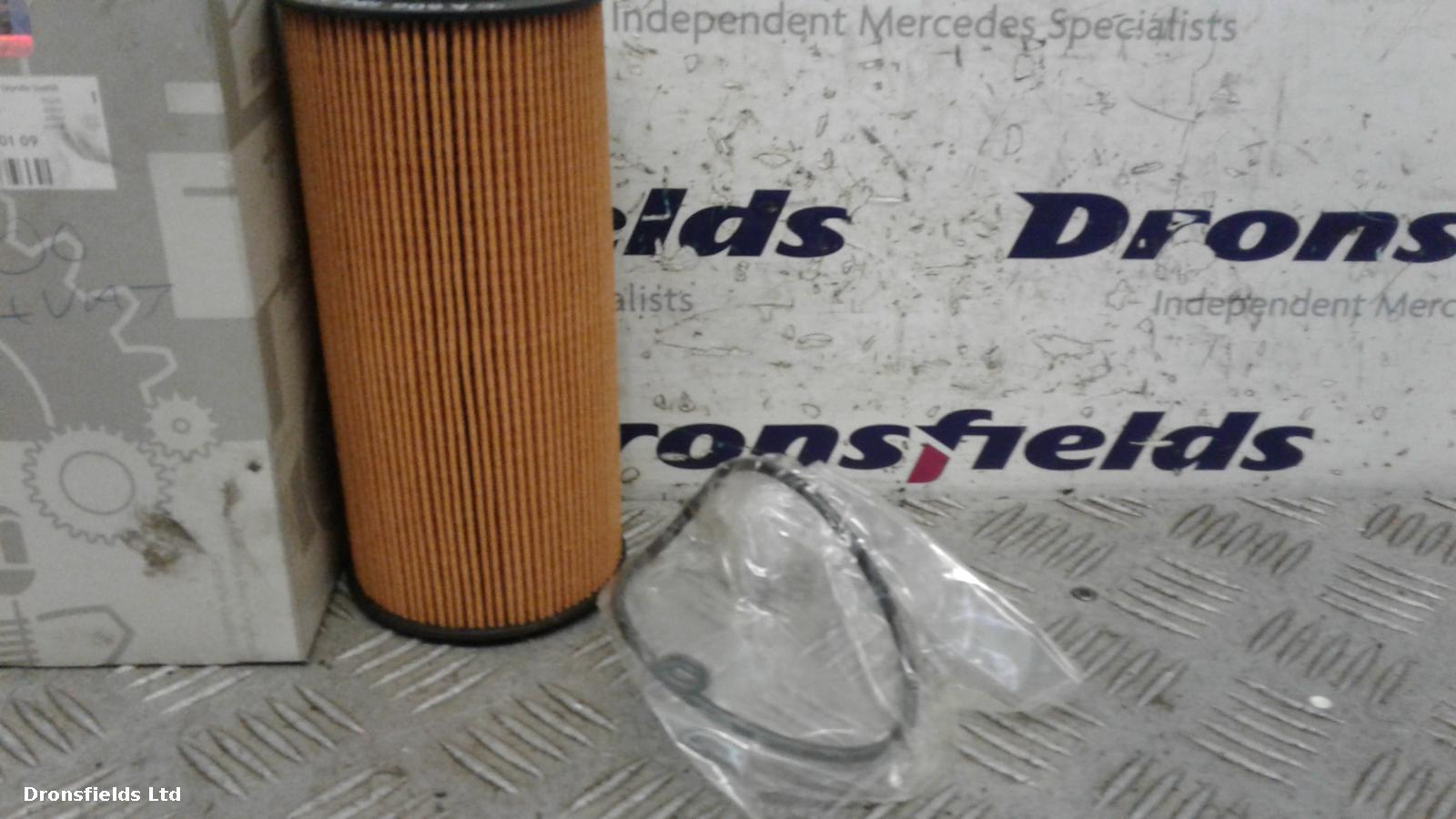 View Auto part Oil Filter Mercedes E Class 1997