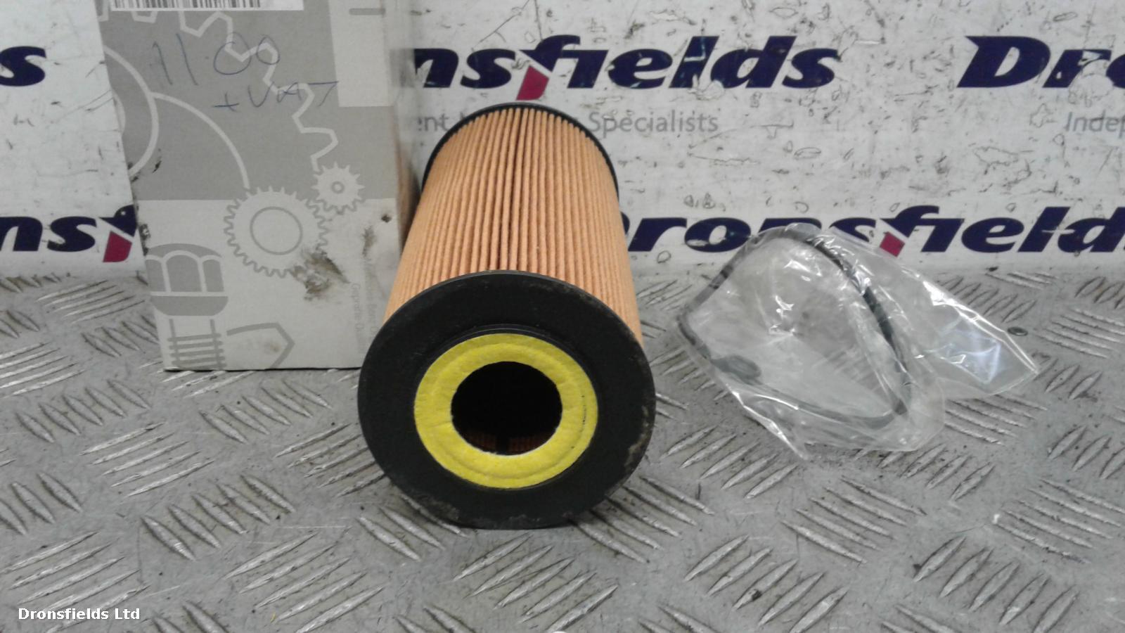 View Auto part Oil Filter Mercedes E Class 1997