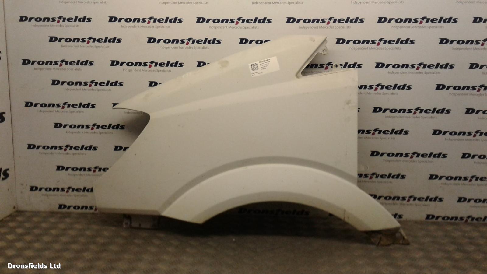 View Auto part L Wing Mercedes Sprinter 2013