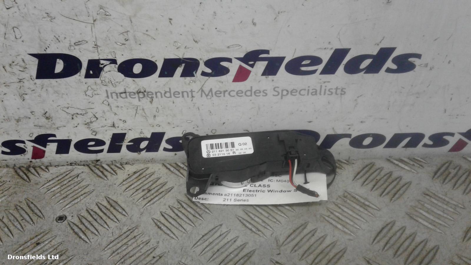 View Auto part Elect. Window Switch Mercedes E Class 2002
