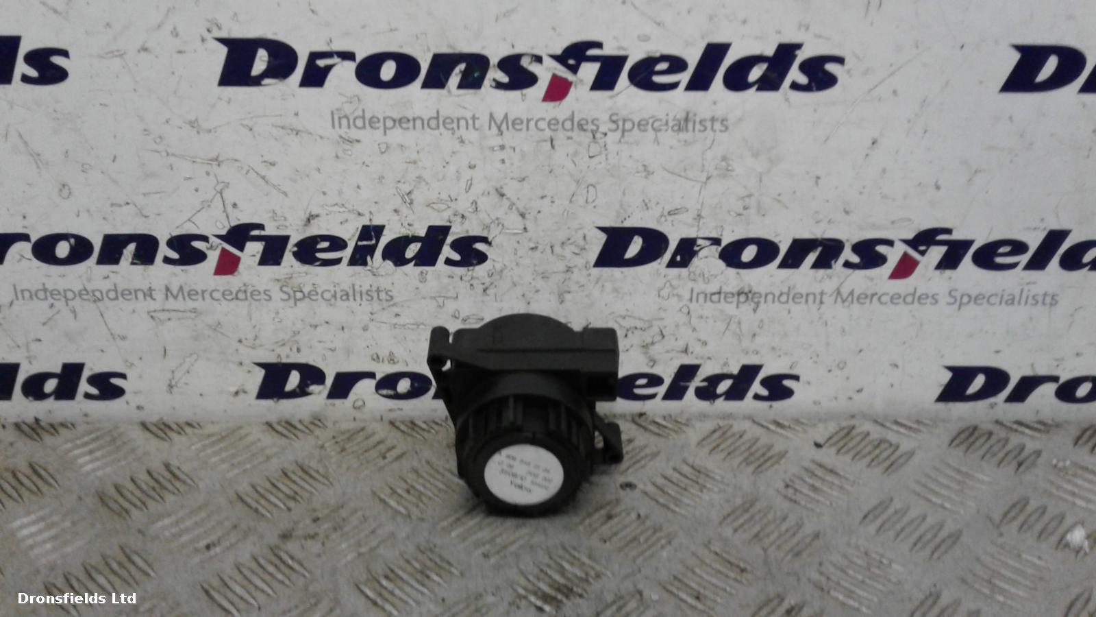 View Auto part Headlight Switch Mercedes Sprinter 2010