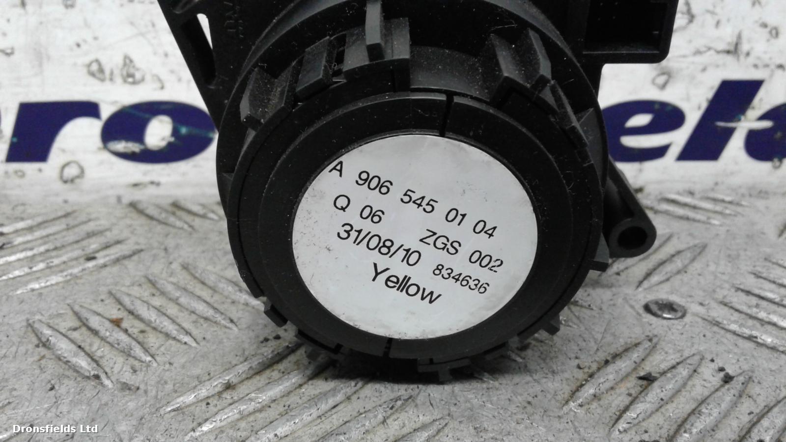View Auto part Headlight Switch Mercedes Sprinter 2010