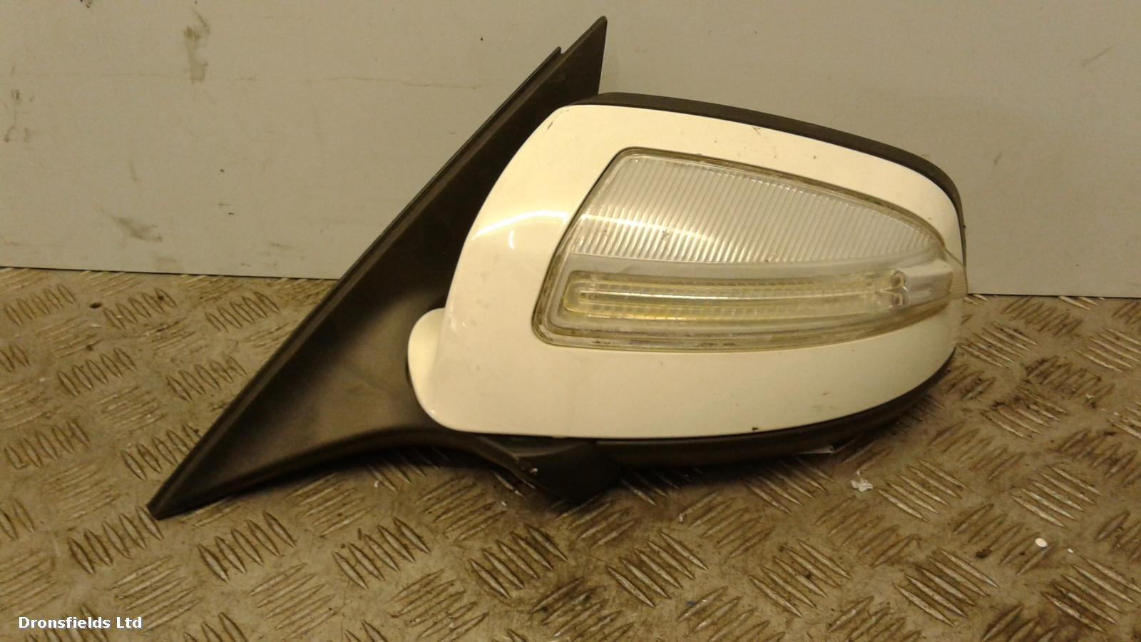 View Auto part L Door Mirror Mercedes C Class 2008