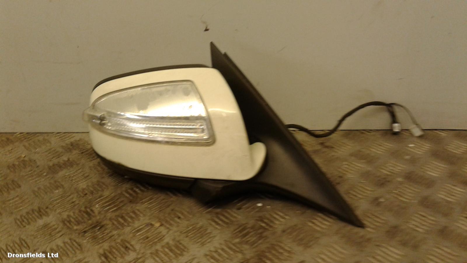 View Auto part R Door Mirror Mercedes C Class 2008