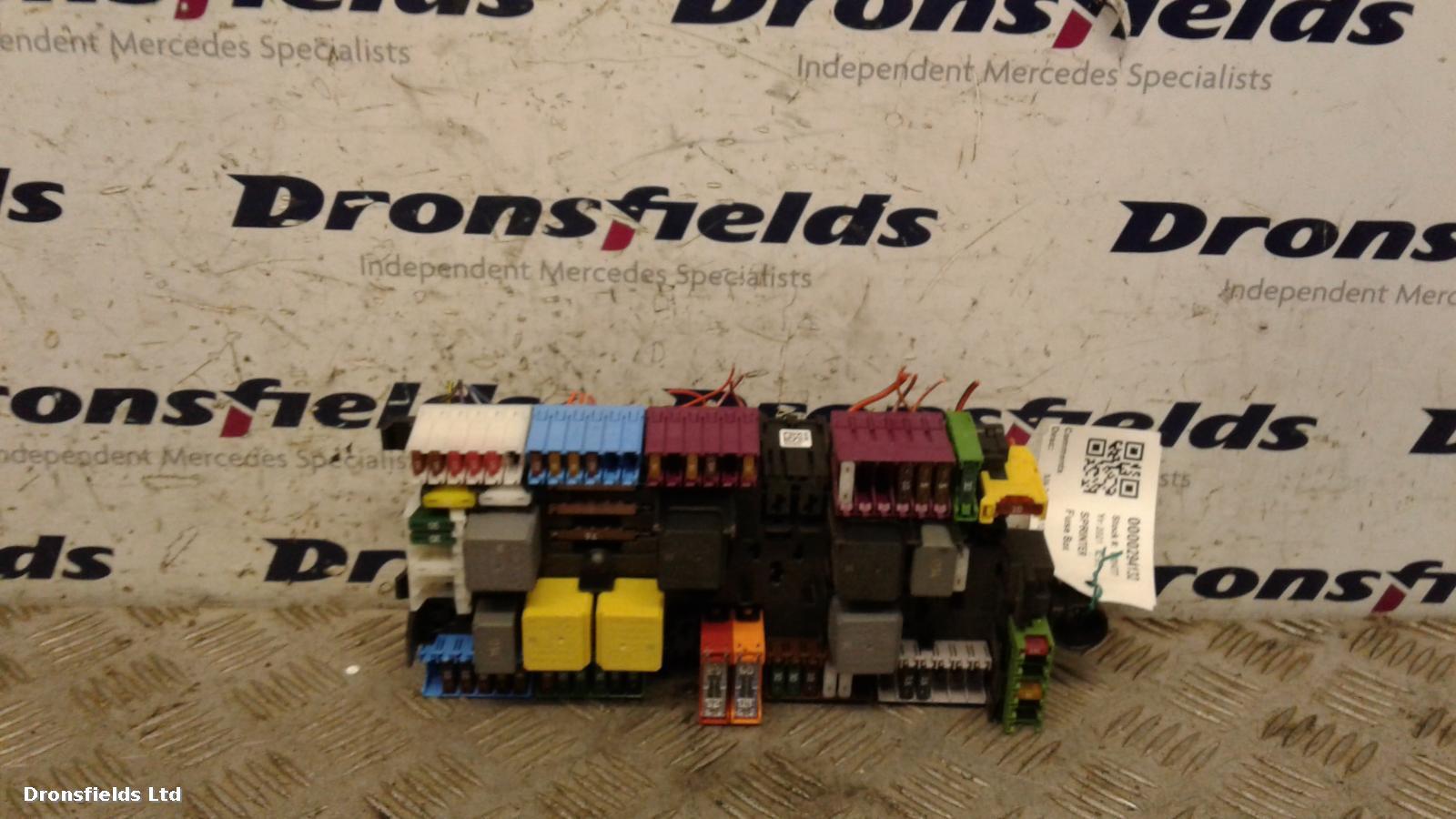 View Auto part Fuse Box Mercedes Sprinter 2021