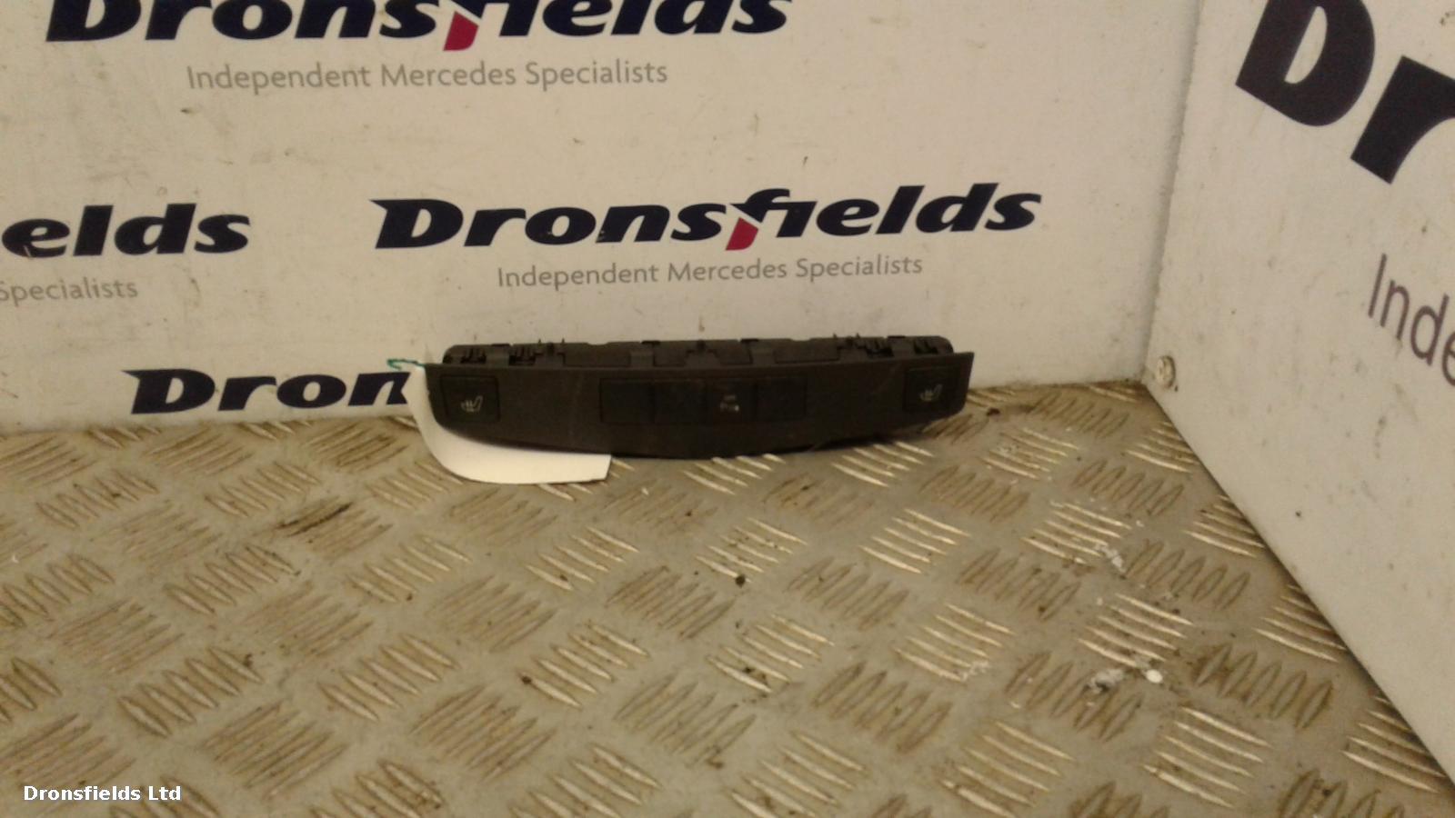 View Auto part Misc Switch Mercedes C Class 2010