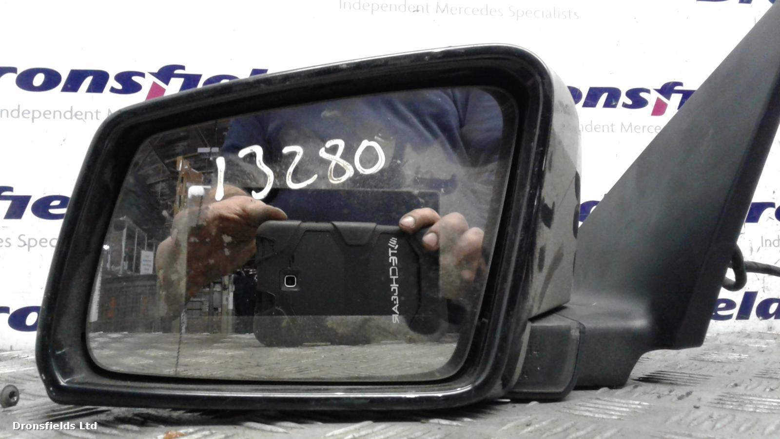 View Auto part L Door Mirror Mercedes C Class 2009