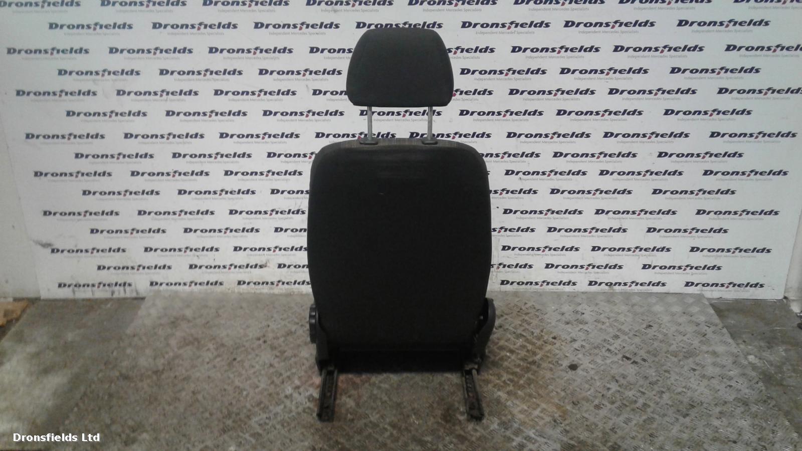 View Auto part Front Seat Mercedes Sprinter 2016
