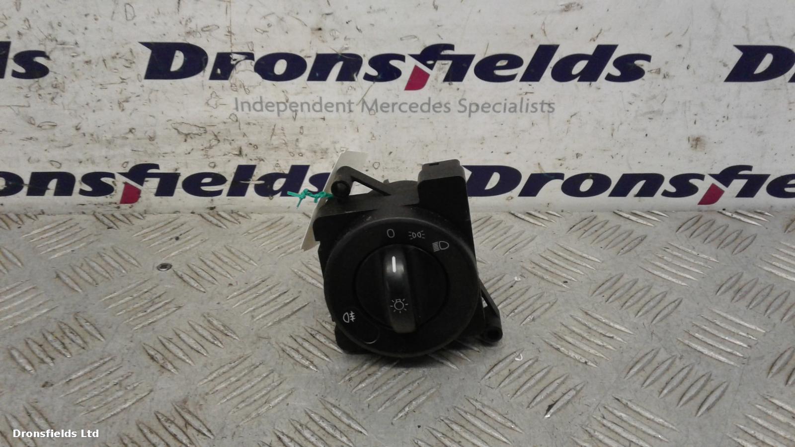 View Auto part Headlight Switch Mercedes Sprinter 2014