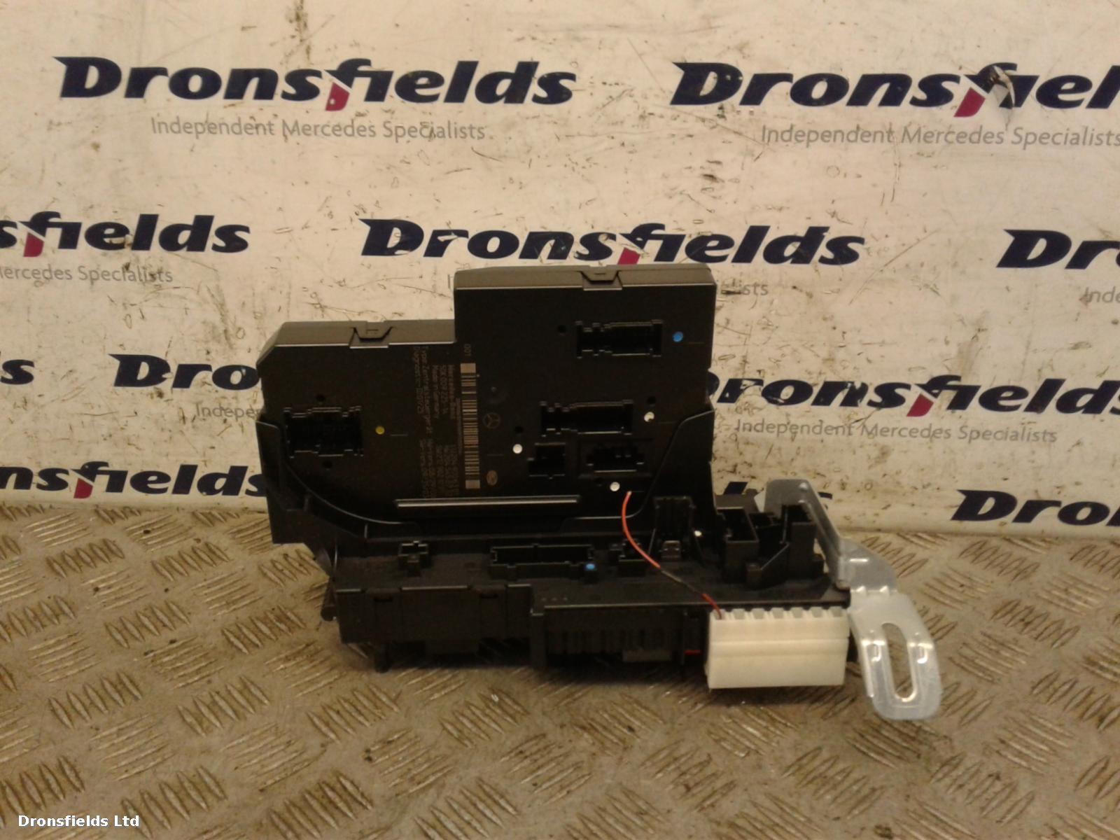 View Auto part Fuse Box Mercedes C Class 2010