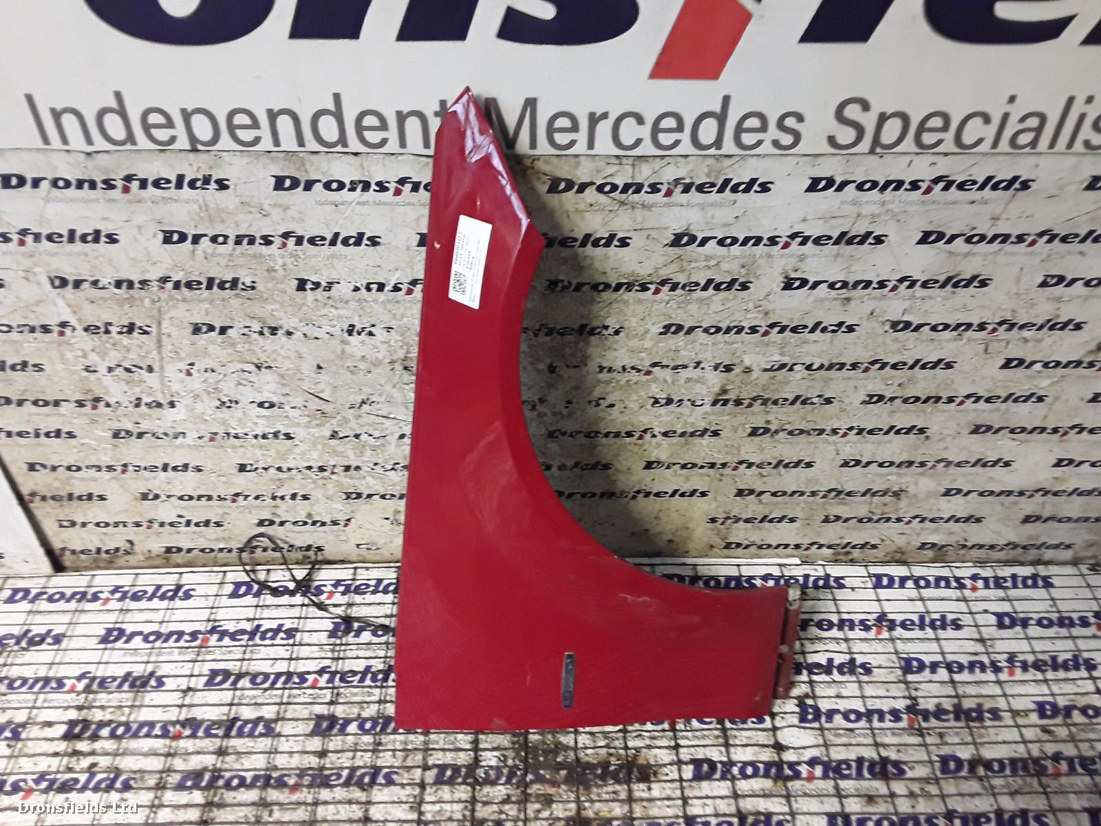 View Auto part R Wing Mercedes C Class 2012