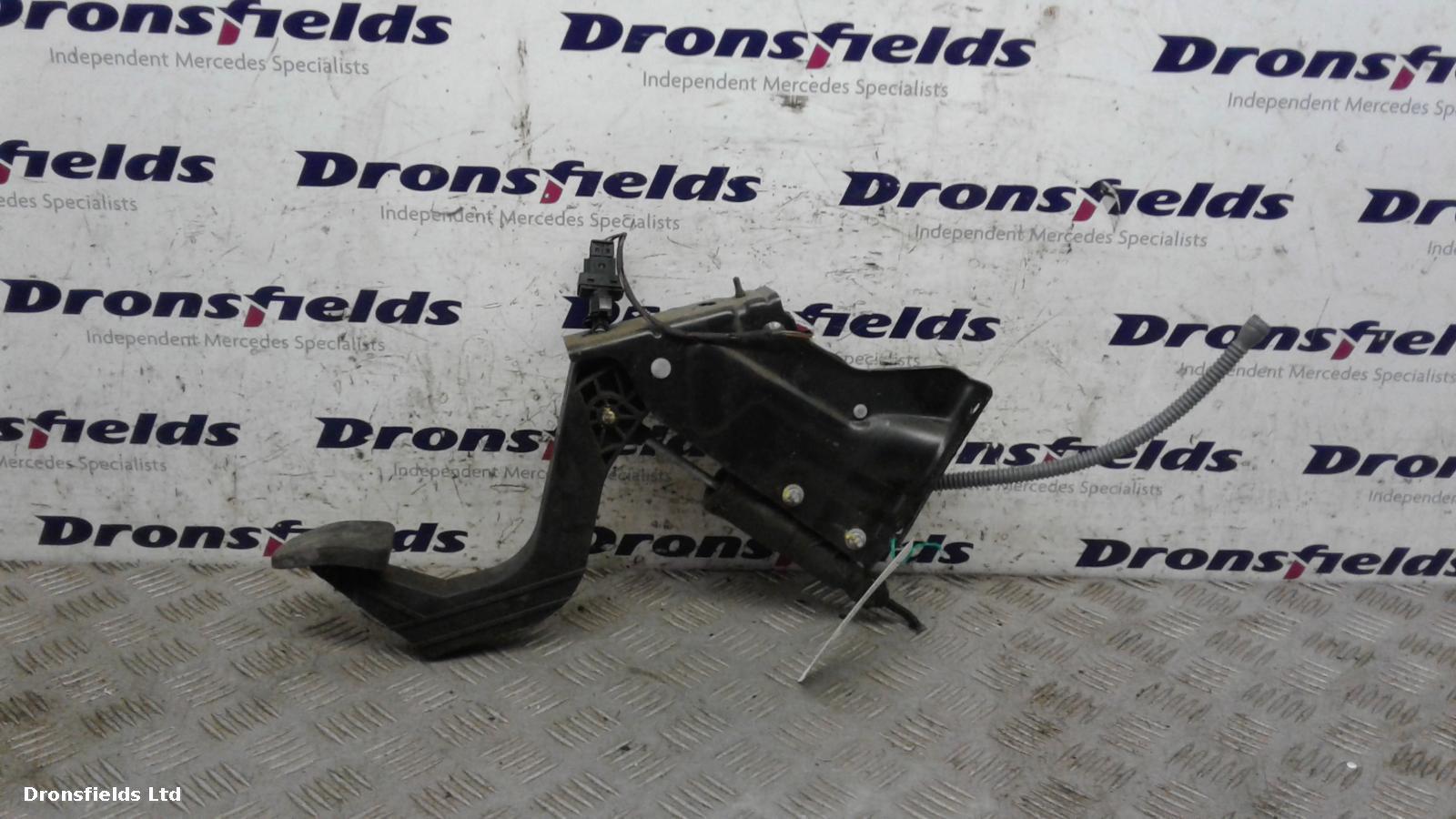 View Auto part Clutch Pedal Mercedes Sprinter 2011