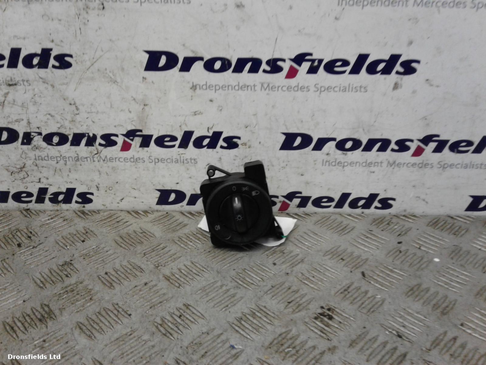View Auto part Headlight Switch Mercedes Sprinter 2016