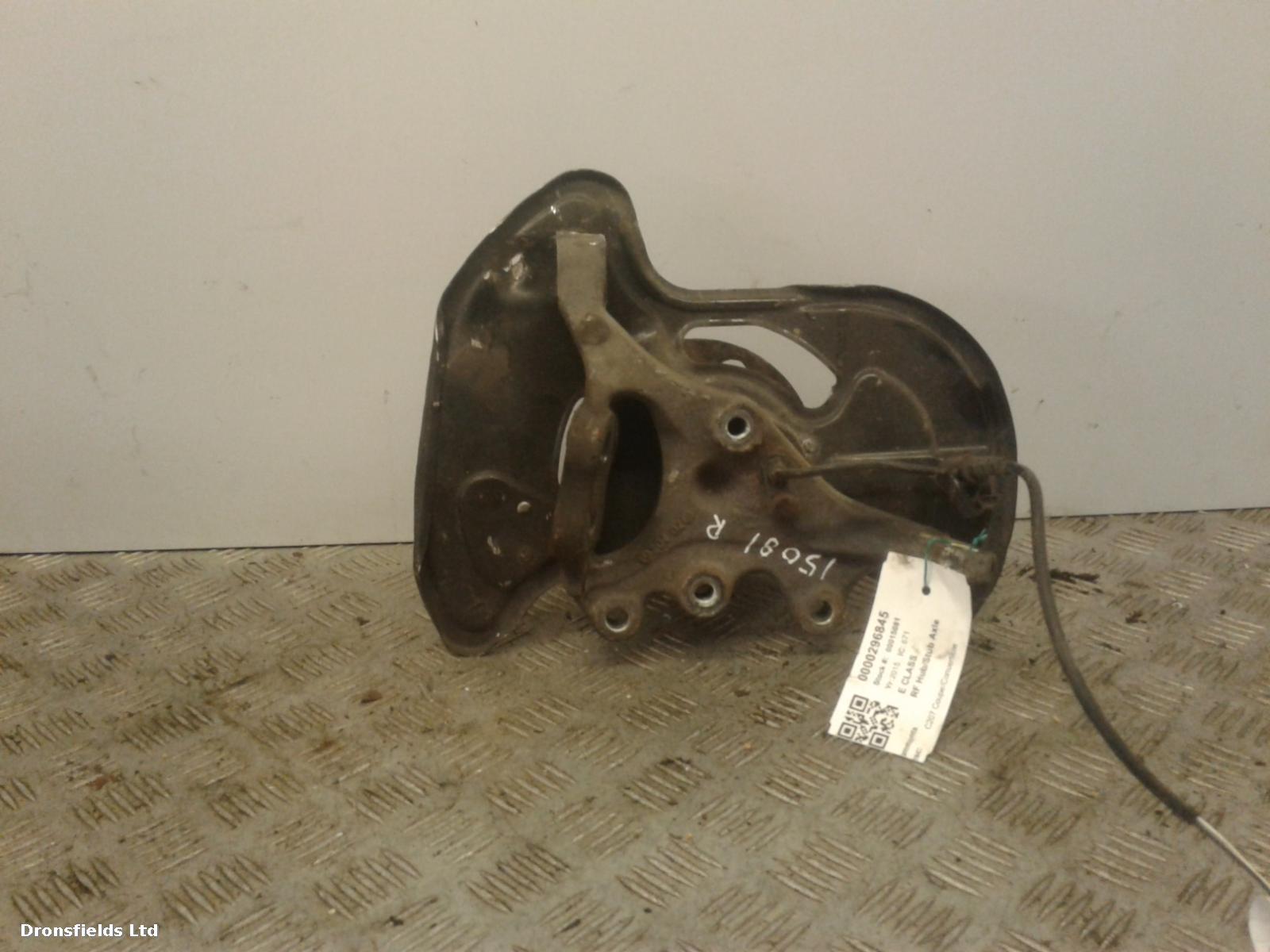 View Auto part RF Hub/Stub Axle Assembly Mercedes E Class 2015