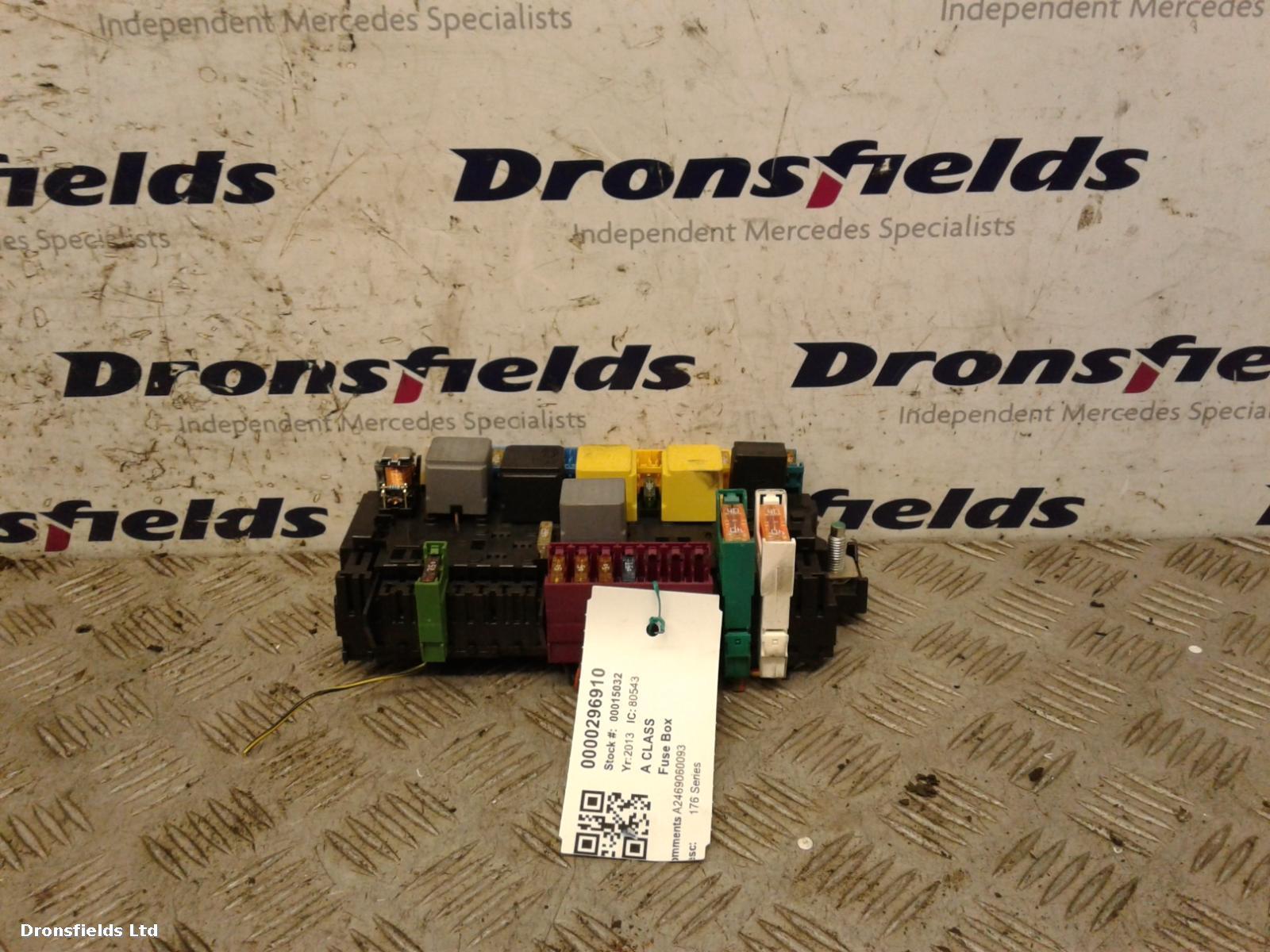 View Auto part Fuse Box Mercedes A Class 2013