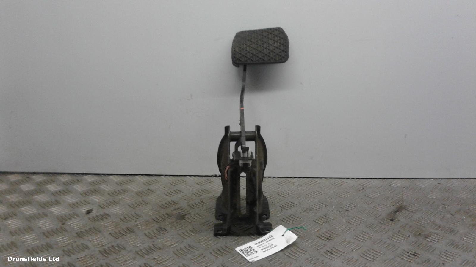 View Auto part Brake Pedal Mercedes Sprinter 2015