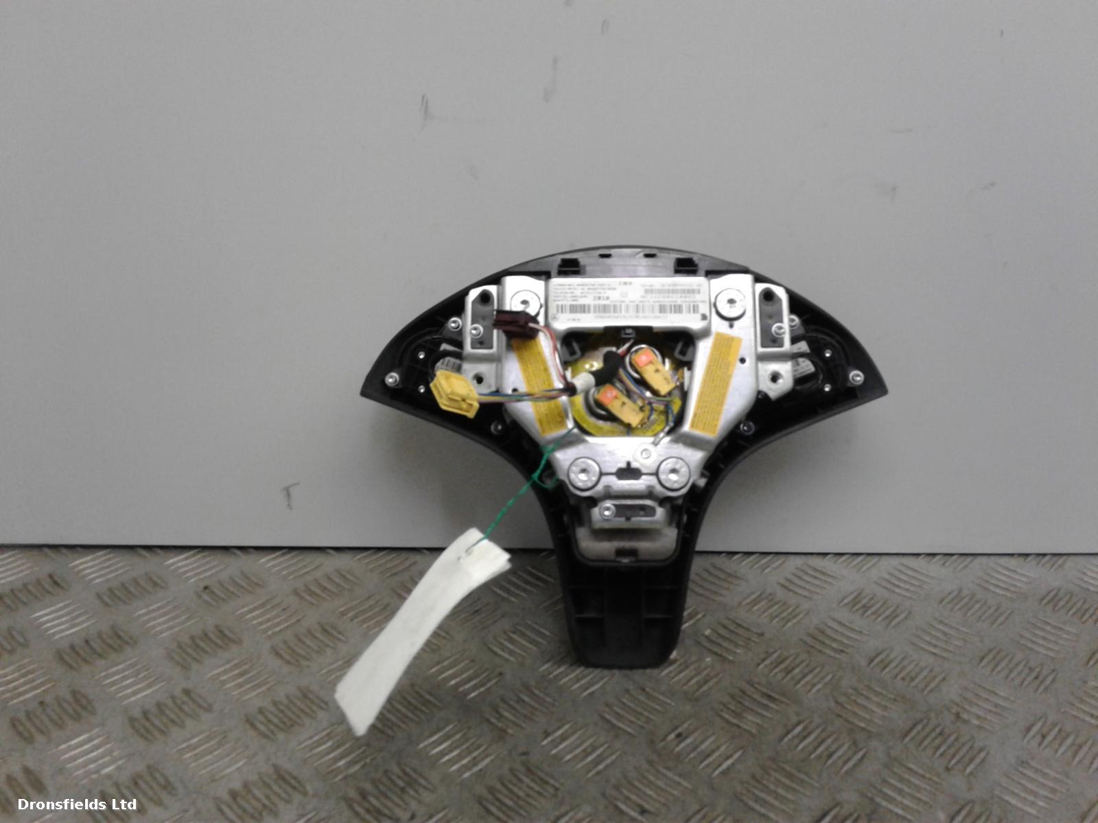 View Auto part R Air Bag Mercedes C Class 2010
