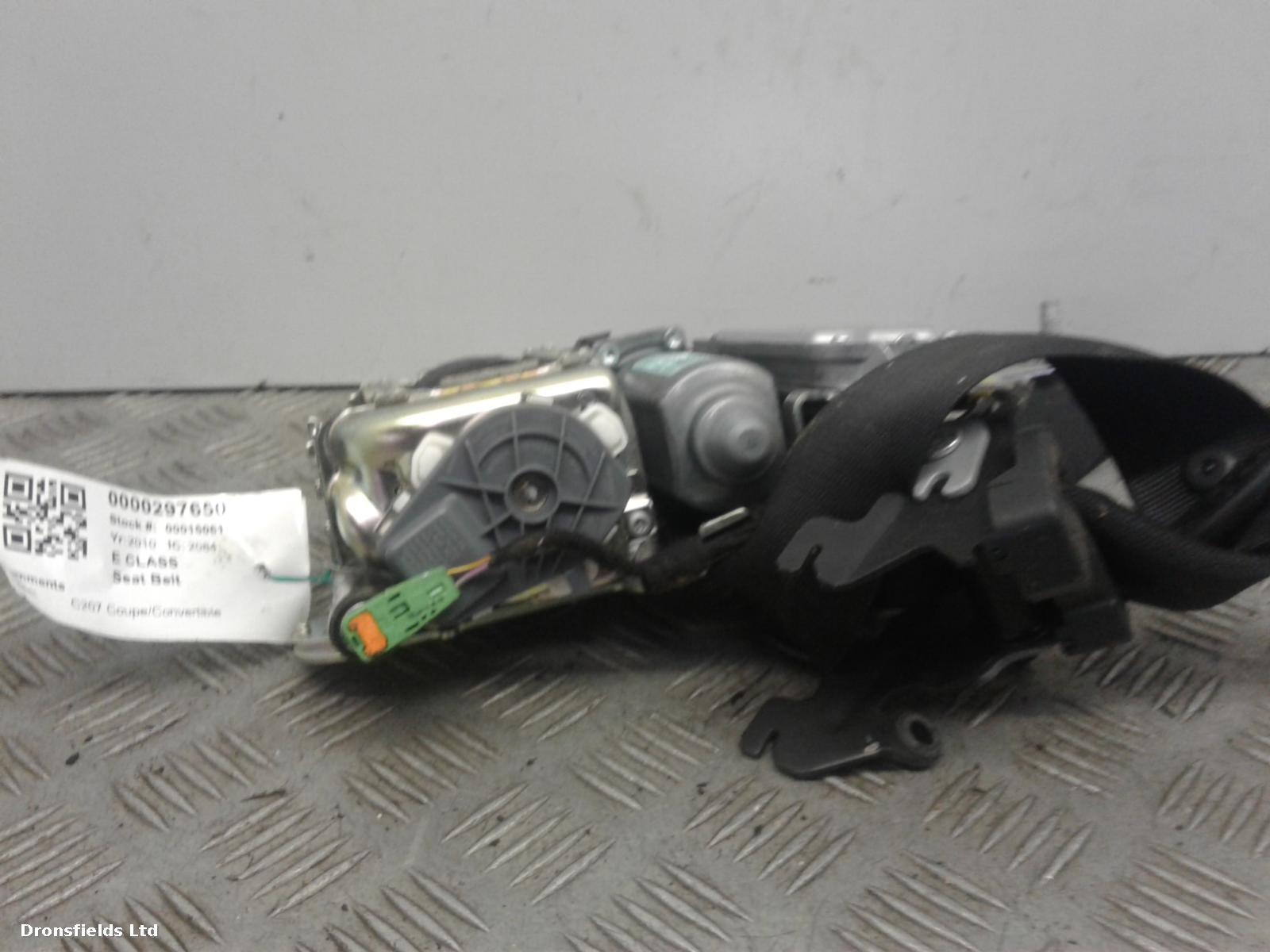 View Auto part Seat Belt Mercedes E Class 2010