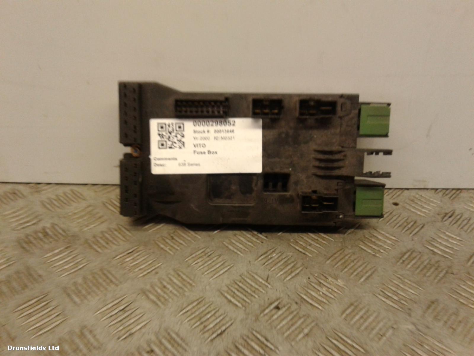 View Auto part Fuse Box Mercedes Vito 2000