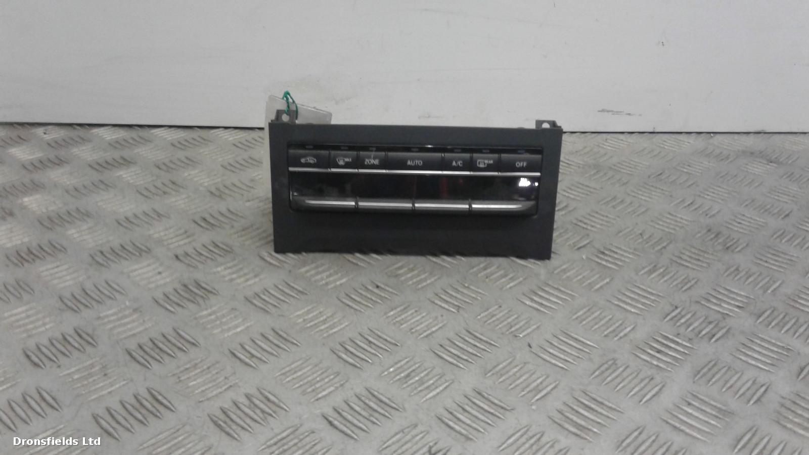 View Auto part Heater/AC Controller Mercedes E Class 2015
