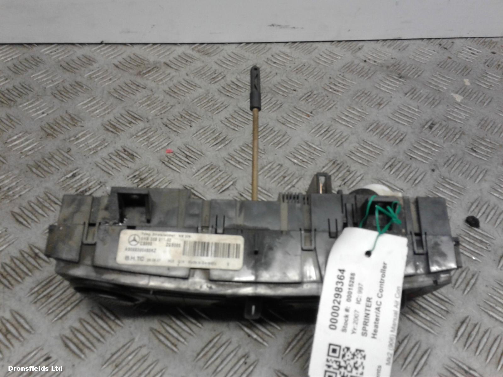 View Auto part Heater/AC Controller Mercedes Sprinter 2007