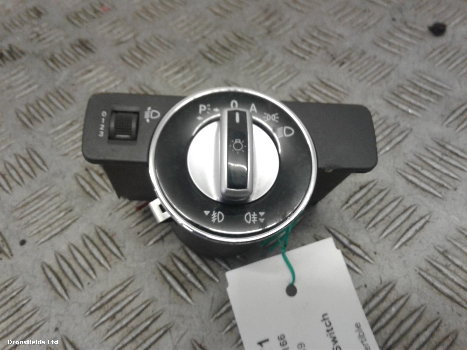 View Auto part Headlight Switch Mercedes E Class 2009