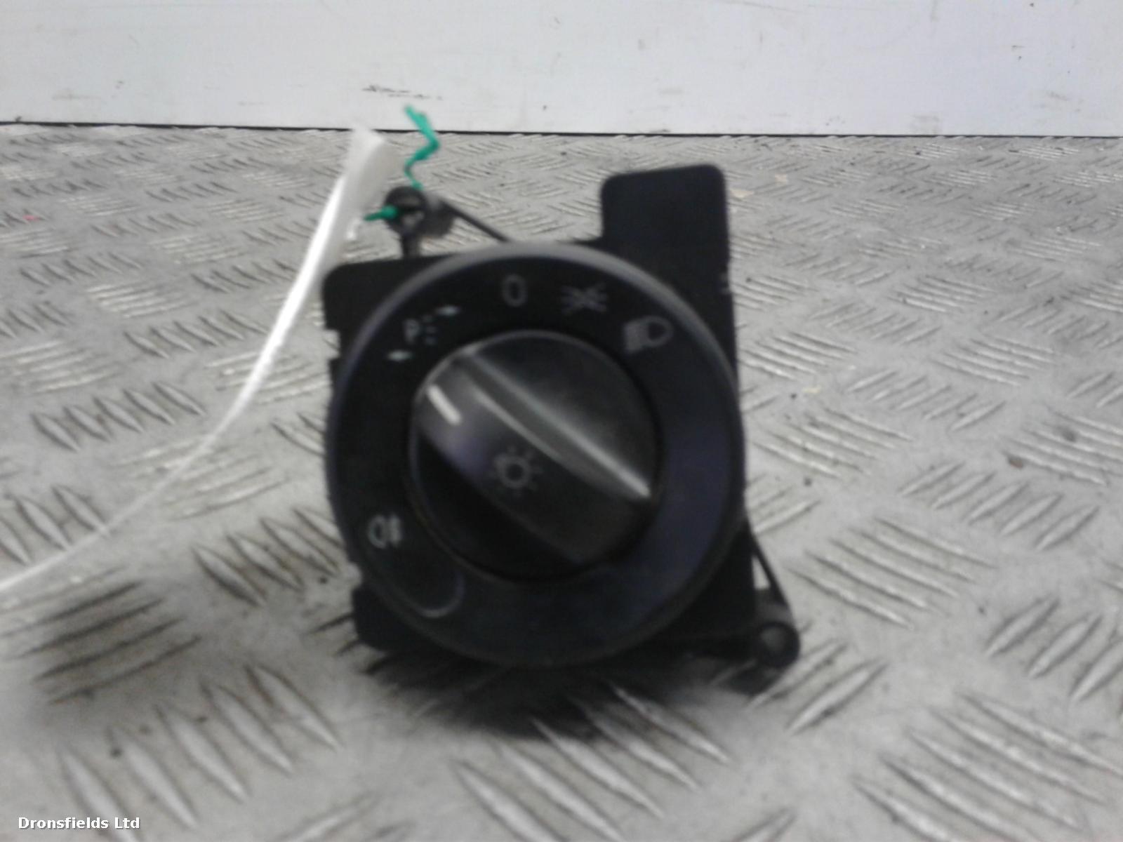 View Auto part Headlight Switch Mercedes Sprinter 2007