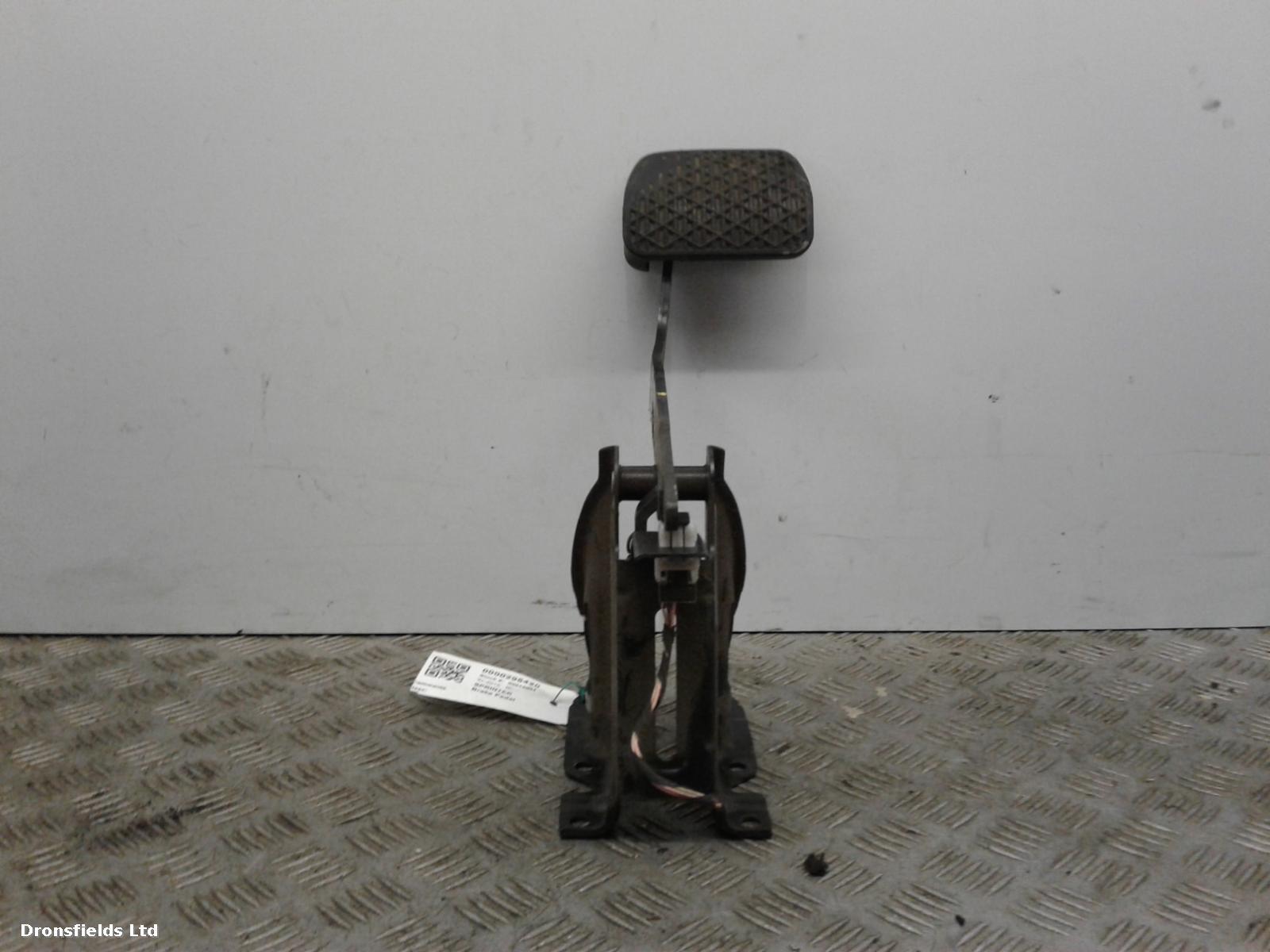 View Auto part Brake Pedal Mercedes Sprinter 2015