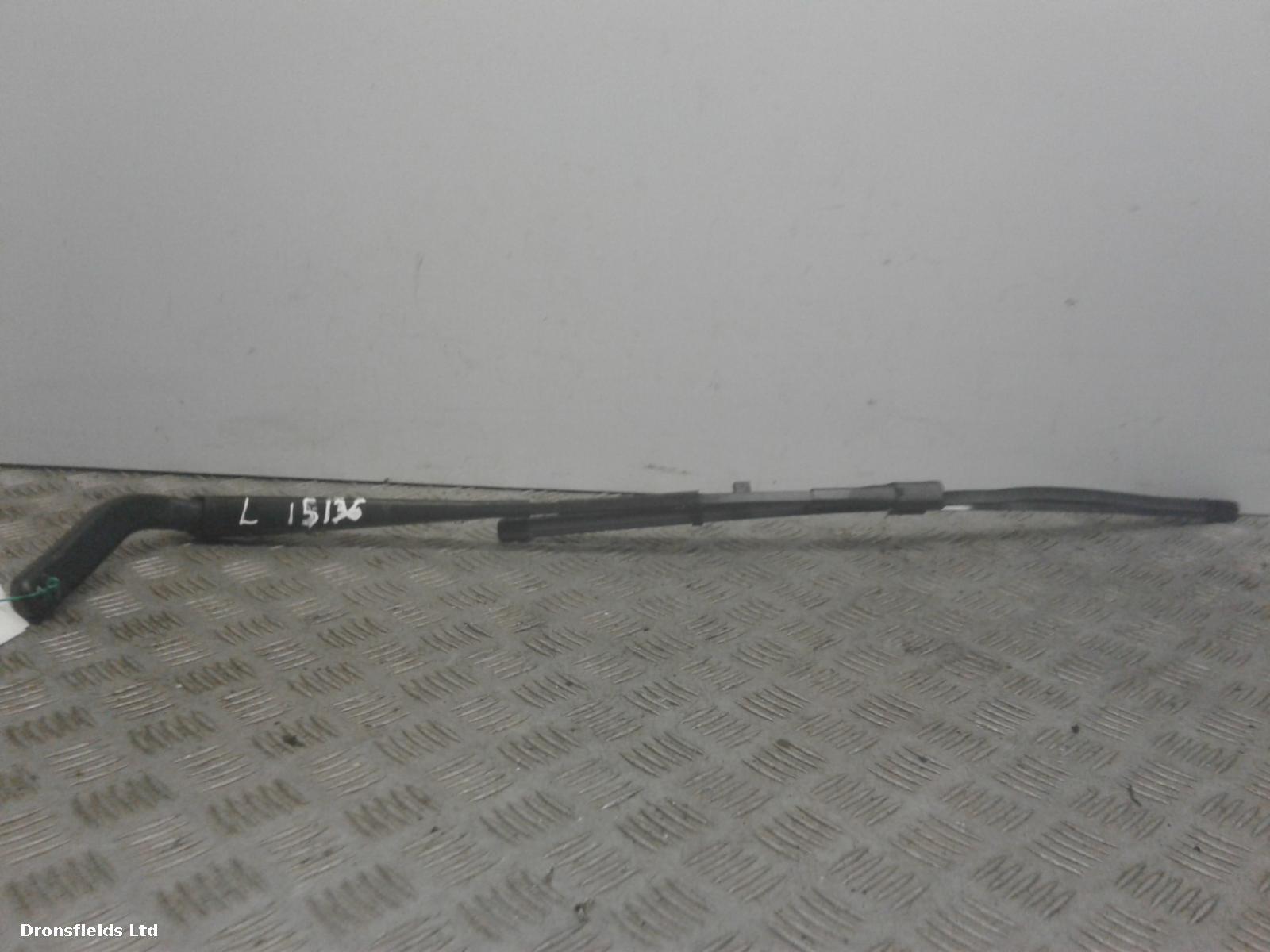 View Auto part Wiper Arm Mercedes Sprinter 2021