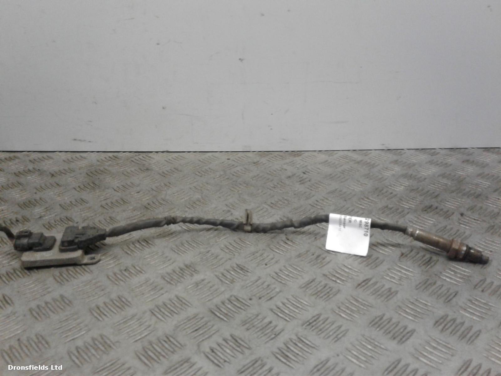 View Auto part Knock Sensor Mercedes Sprinter 2017