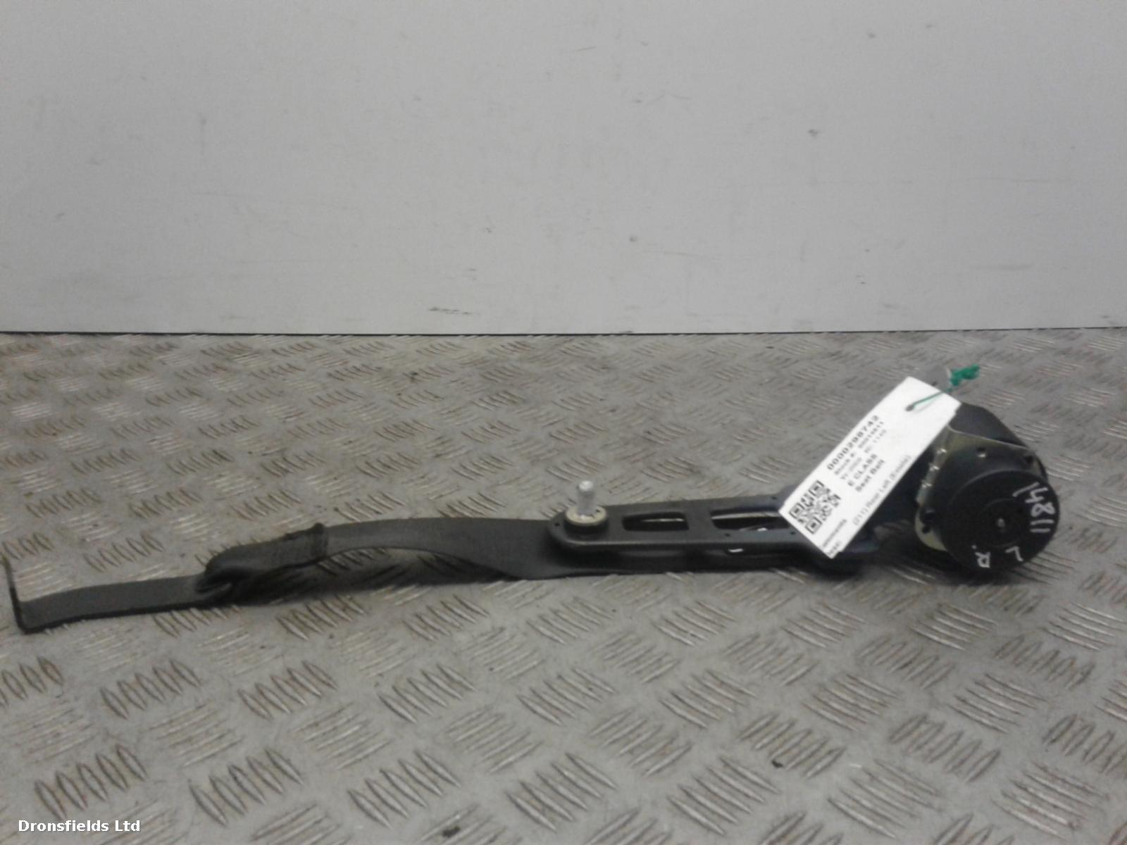 View Auto part Seat Belt Mercedes E Class 2006