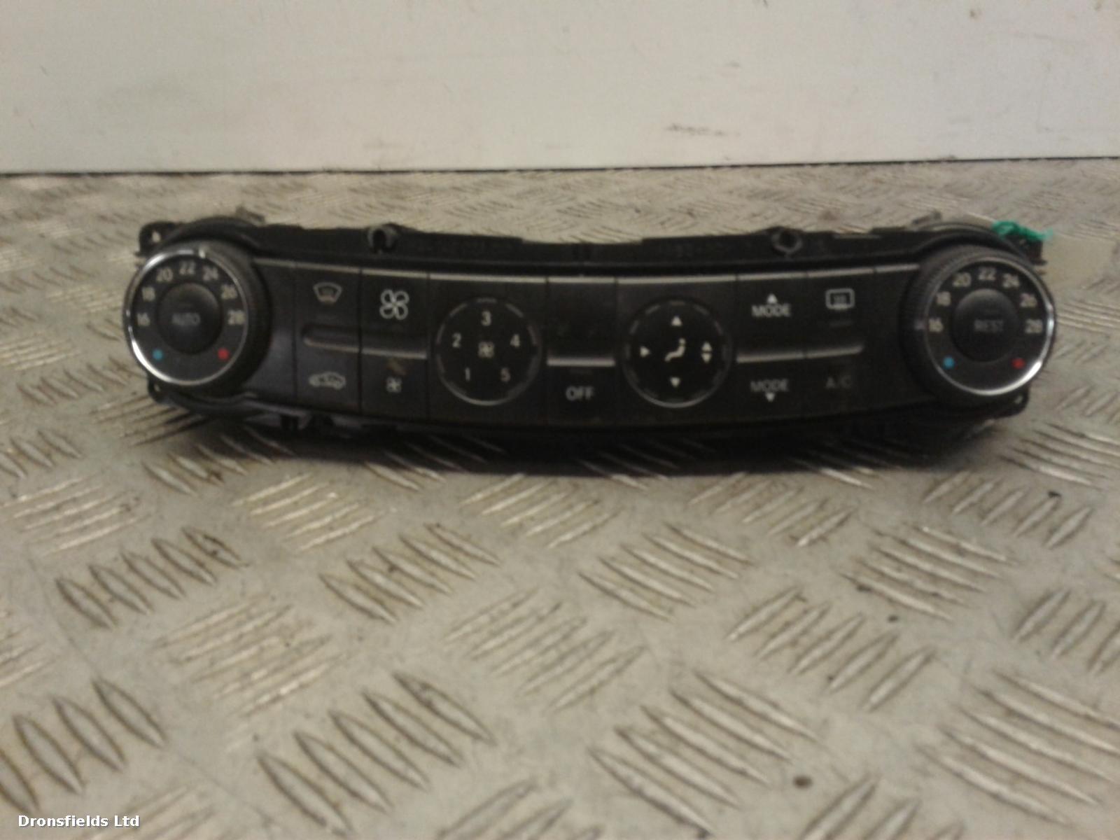 View Auto part Heater/AC Controller Mercedes E Class 2005