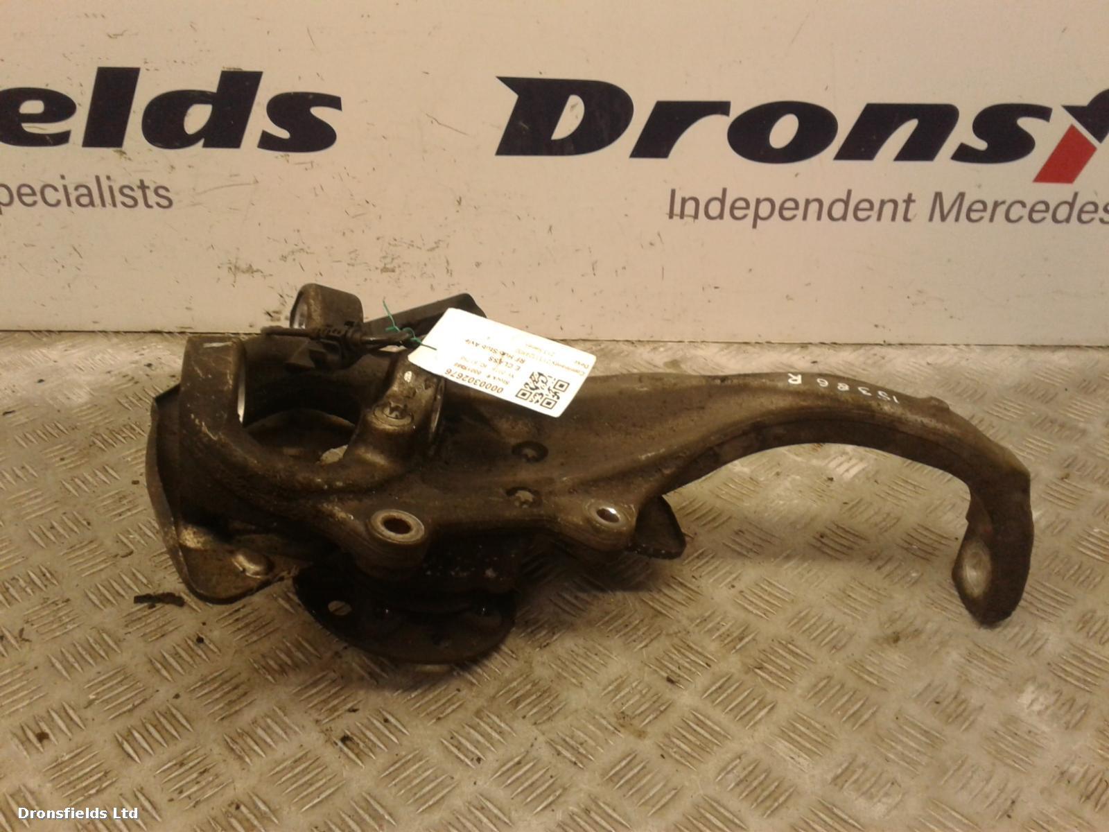 View Auto part RF Hub/Stub Axle Assembly Mercedes E Class 2016