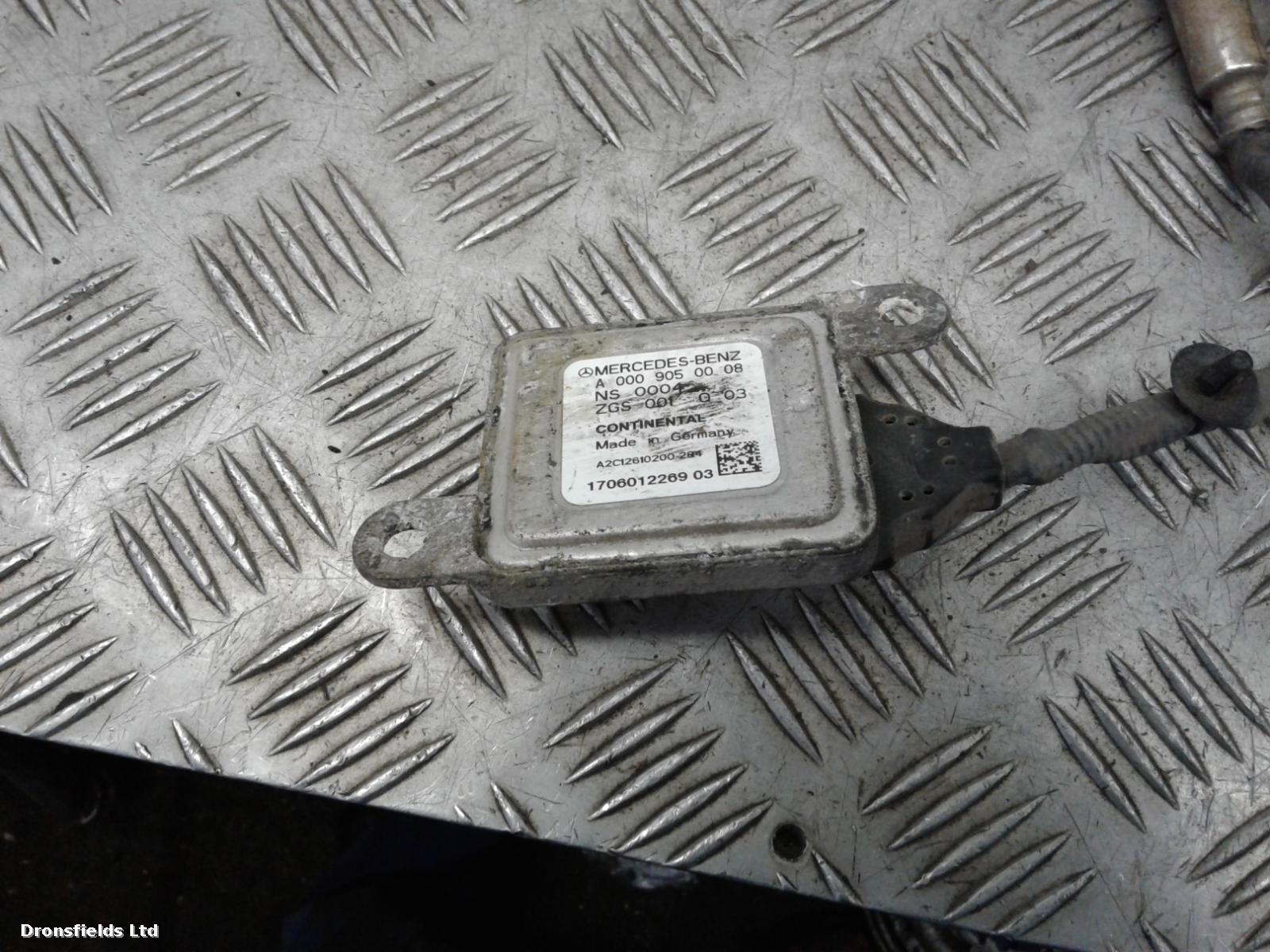 View Auto part Knock Sensor Mercedes Sprinter 2017