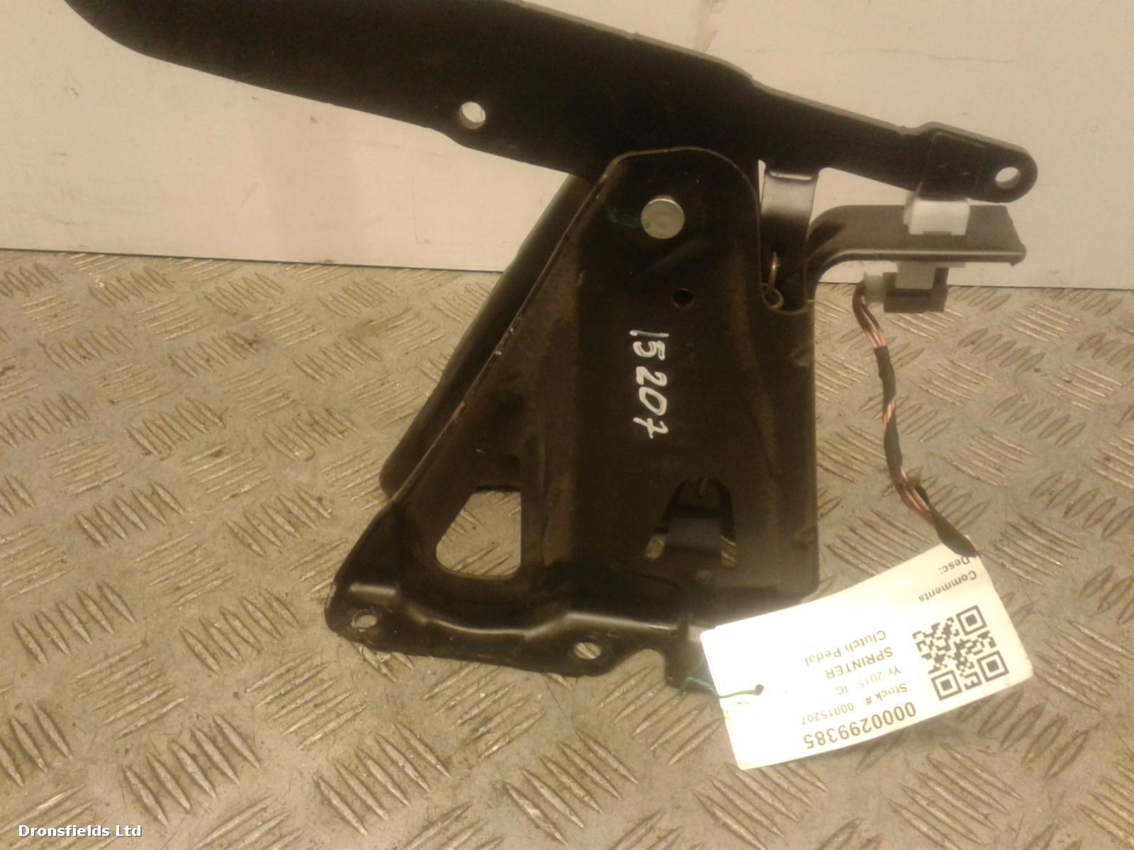 View Auto part Clutch Pedal Mercedes Sprinter 2015