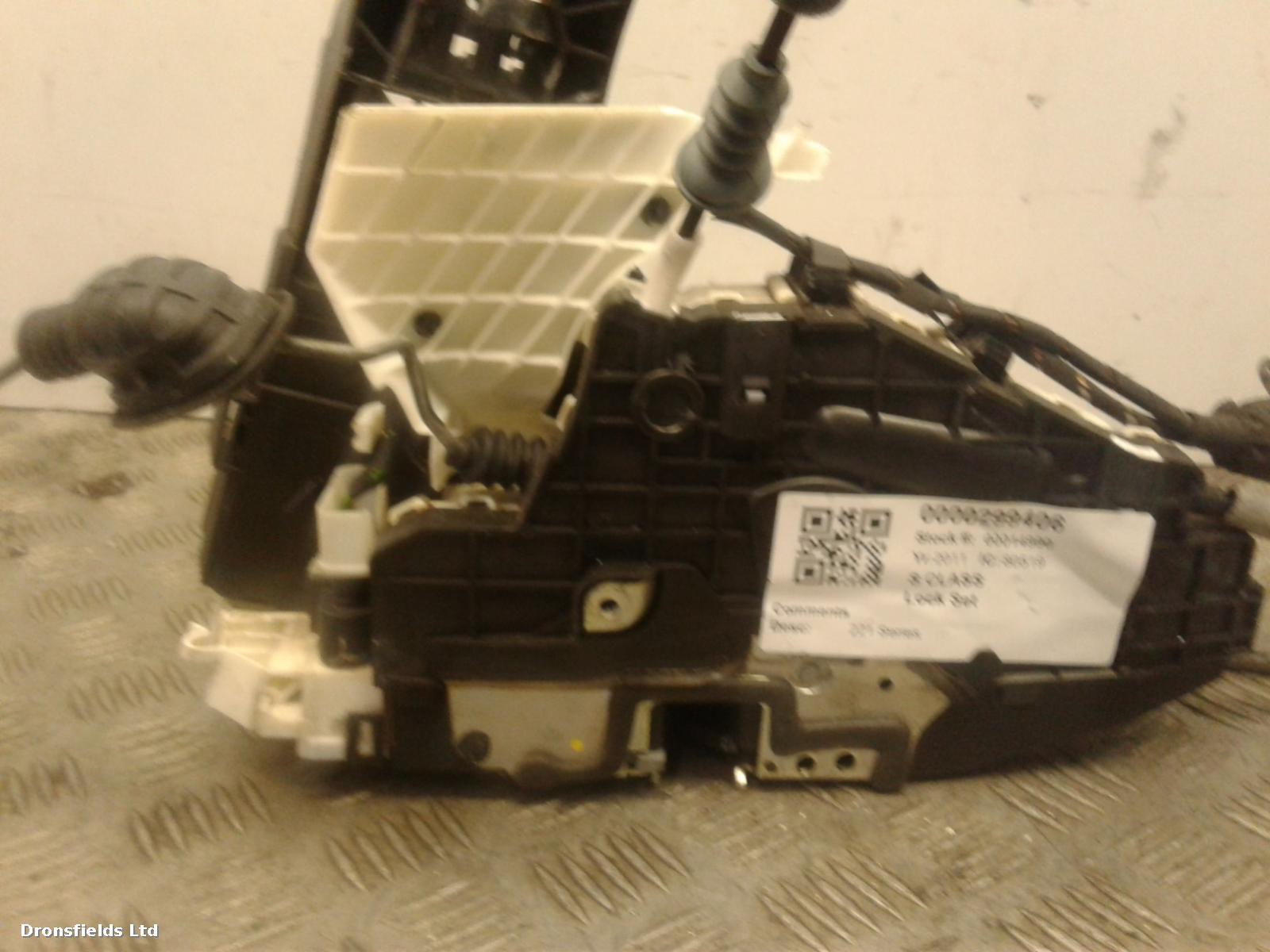 View Auto part Comp.Lock Set + Keys Mercedes S Class 2011