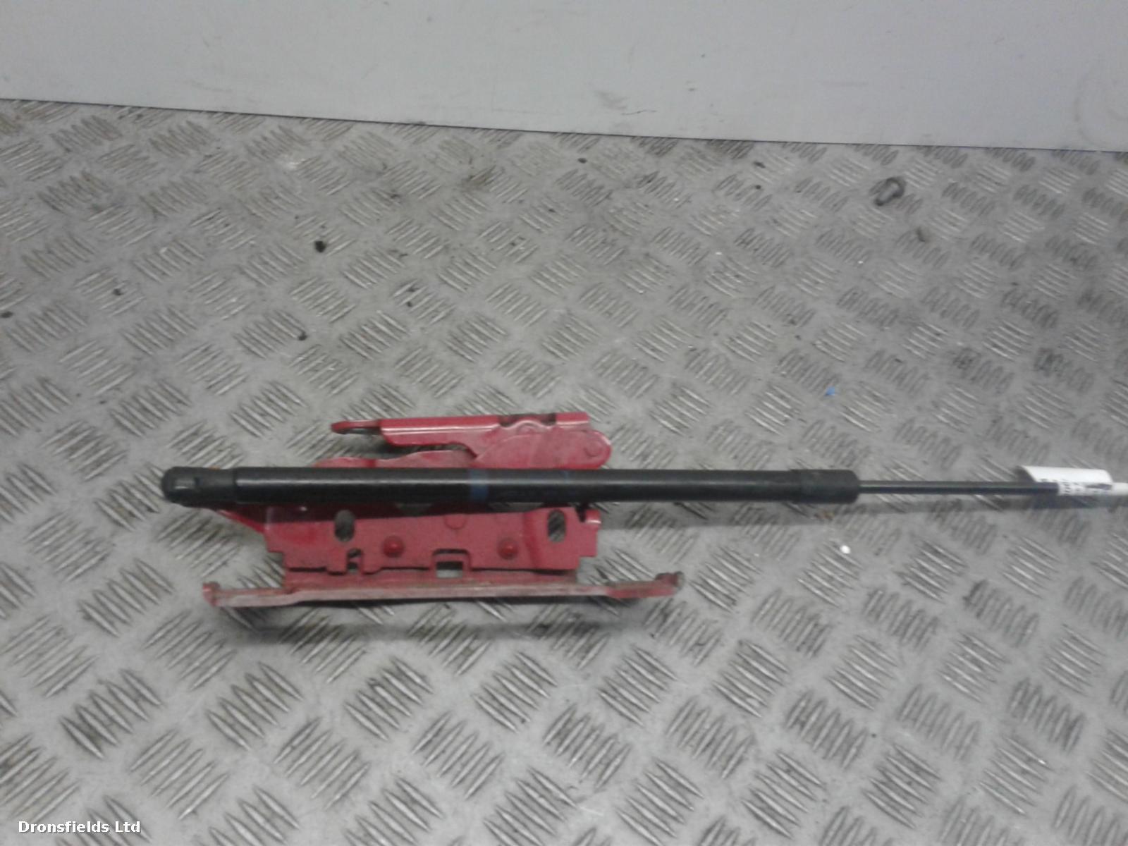 View Auto part Bonnet Hinge Mercedes A Class 2005