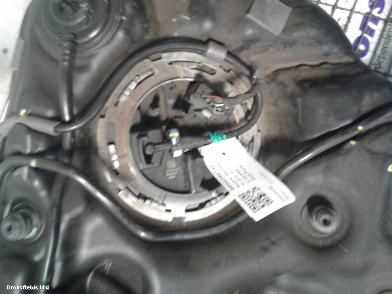 View Auto part Fuel Pump Mercedes C Class 2016