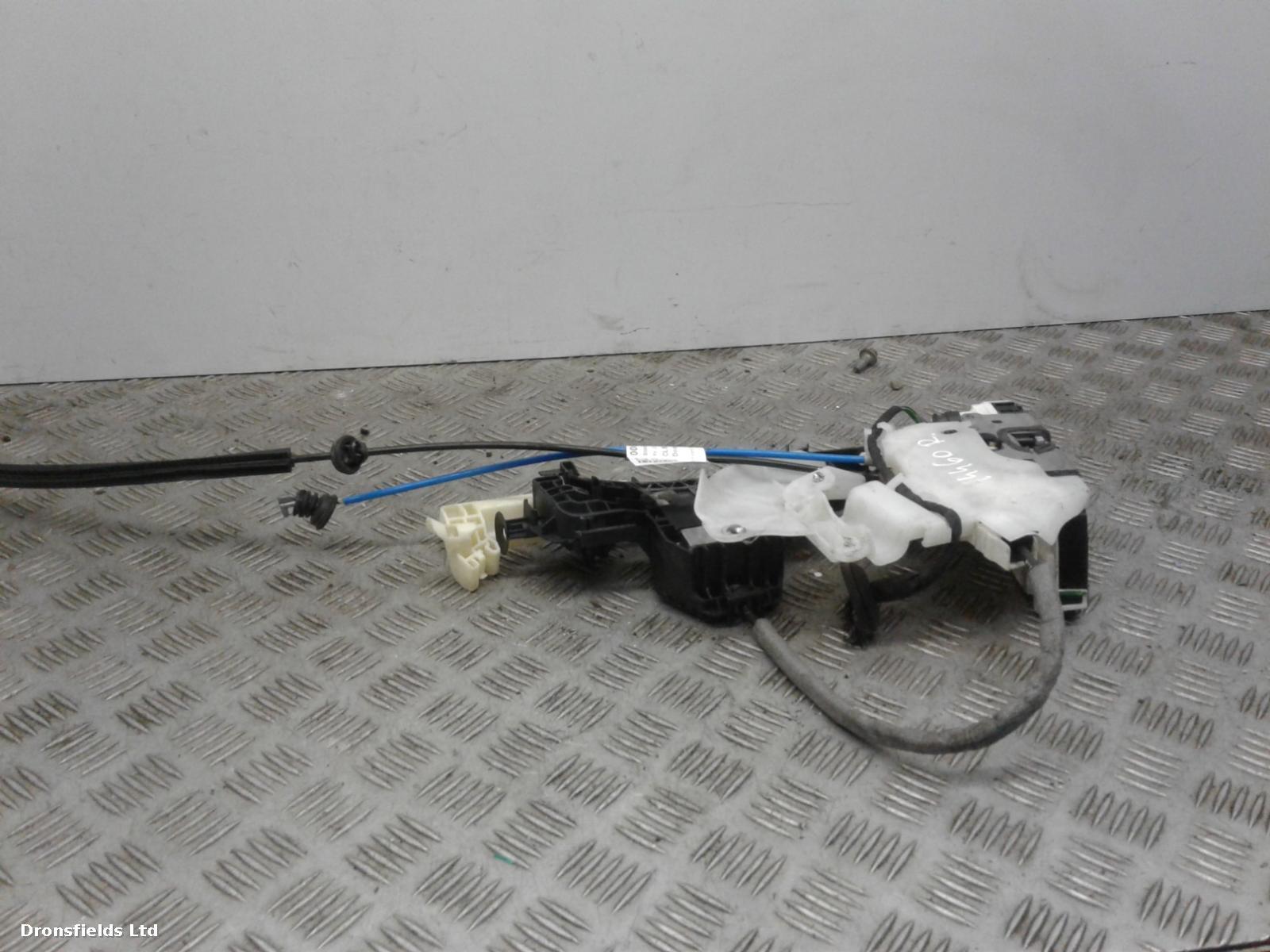 View Auto part Door Lock Assembly Mercedes Cls Class 2013